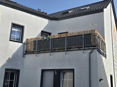 Stilvolle 2-Zimmerwohnung mit geteiltem Balkon in Troisdorf