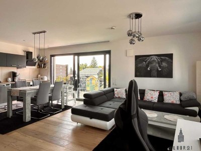 Modernes Wohnen mit Sonnenplatz – 2-Zimmer-Wohnung mit Terrasse und Carports