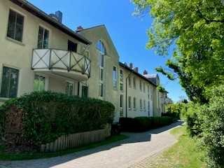 Schöne sonnige 2-Zi.-Maisonette-Wohnung mit Wintergarten