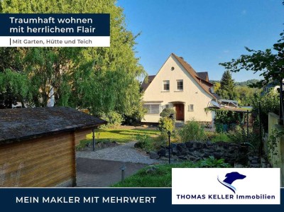 Provisionsfrei - Traumhaftes Einfamilienhaus mit Flair - drinnen wie draußen.