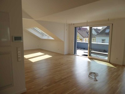 *Exklusive 4 Zi-Penthouse mit großer Sonnenterrasse, 2 TG-Stellplätzen und 1 Außenstellplatz