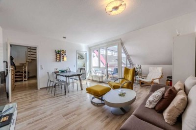 Gepflegte Maisonette-Wohnung mit Dachbalkon in zentralster Lage von Frankfurt!