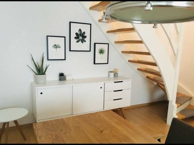 Attraktive, helle Maisonette-Wohnung für ein bis zwei Personen.
