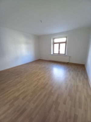 2 Raum Wohnung in zentraler Lage