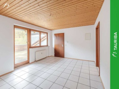 +++Großzügige Dachgeschosswohnung mit Terrasse & Garagenstellplatz+++