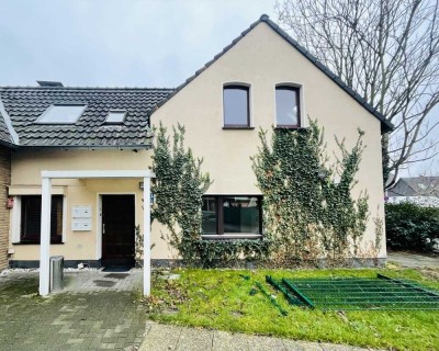 Renovierungsbedürftiges Einfamilienhaus mit kleinem Garten in Hilden
