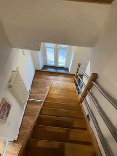 Helle 2-Zimmer Maisonette-Wohnung mit Balkon in Untersteinach