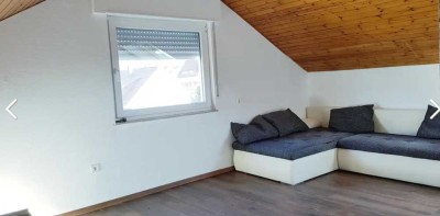 3-Zimmer-DG Wohnung mit EBK in Wiernsheim