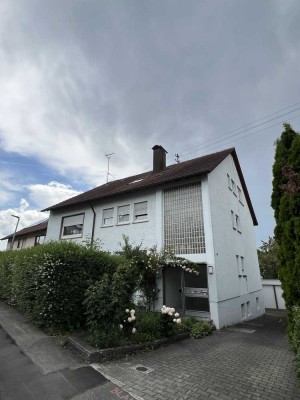 4-Zimmer-DG-Wohnung sucht Nachmieter
