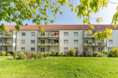 *** neu sanierte 3 Zimmerwohnung mit Balkon ***