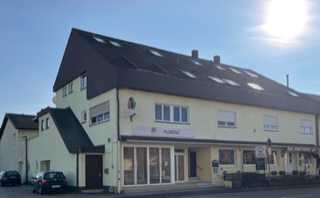 Große Dachgeschoswohnung mit großer Dachterrasse