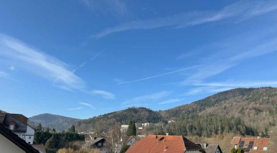 Gemütliche 3-Zimmer-Wohnung mit 2 Balkonen mit schönem Ausblick in ruhiger Lage von Bad Herrenalb