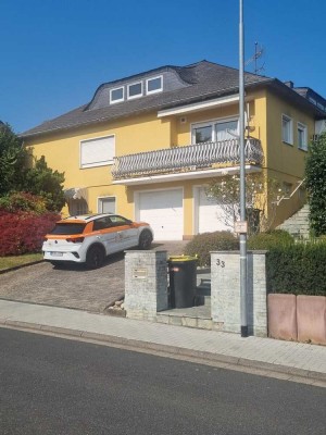 Freistehendes Einfamilienhaus im gehobenen Bungalow-Segment mit eigenständiger Einliegerwohnung