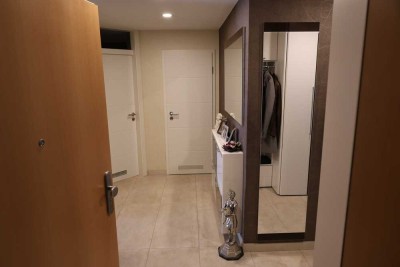 Exklusive 3,5-Zimmer-EG-Wohnung mit Einbauküche und eigenem Garten in Kornwestheim
