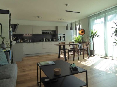 Schöne und neuwertige 2-Zimmer-EG-Wohnung mit EBK und Terrasse in Hemsbach