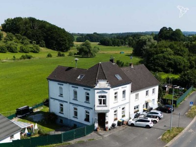IDYLLISCHES ANWESEN MIT HISTORISCHEM CHARME � Großes Grundstück mit Potential in Iserlohn!