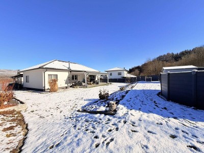 Wohnen mit Herz: Hochwertiger Vario-Bungalow im idyllischen Rosental