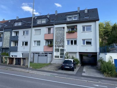 Schöne 2-Zi-Wohnung mit Terrasse und Gartenteil