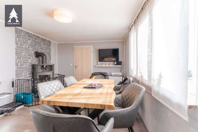 Fachwerkhaus mit ca. 100 m² sanierter Wohnfläche, PV-Anlage & Ausbaupotenzial