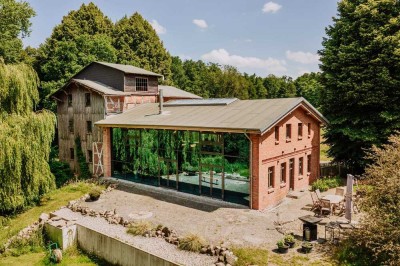 Traumhaft modernisierte Mühle auf 
großzügigem Resthof an der Neetze