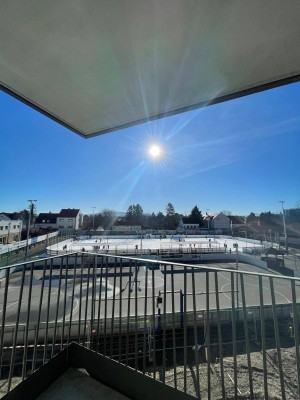 Ein viertel Grün! Provisionsfrei! Wohlfühlfaktor garantiert: 2-Zimmer-Wohnung mit Balkon