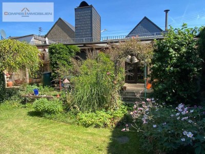 Oase der Ruhe! Einfamilienhaus mit Freiraum für Ideen in Mayen zu verkaufen.