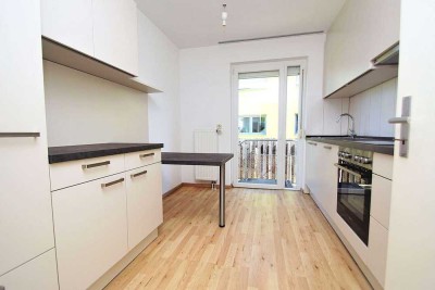 Modern wohnen mit Terrasse in sonniger und ruhiger Wohnlage