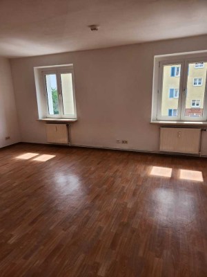 neue Einbauküche in renovierter 2 Zimmerwohnung in der Friedrich Wolf Straße