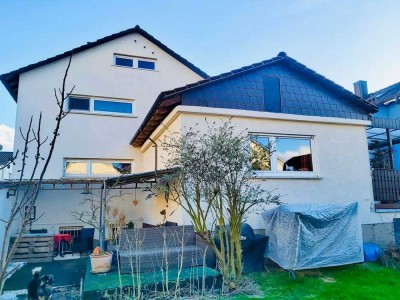 Hochwertiges Wohnobjekt mit exklusivem Charme und großzügiger Außenanlage zu verkaufen