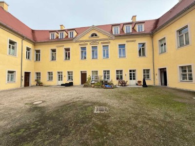 Maisonettewohnung in ehemaliger Schlossanlage