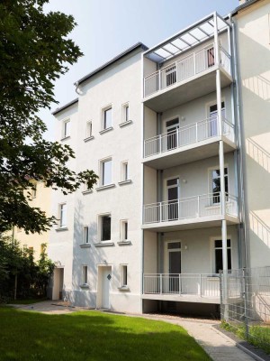 Exklusive, großzügig geschnittene 4-RWG mit Balkon, Tageslichtbad und Gäste-WC