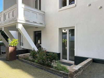 Wohnen im Westend: Modernes 1-Zimmer-Apartment mit kleiner Terrasse!