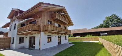 Barrierefreie Wohnung auf 2 Etagen mit großem Garten