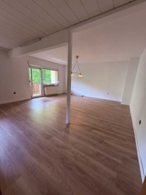 Charmantes Apartment mit Balkon und Waldblick in Overath Steinenbrück!