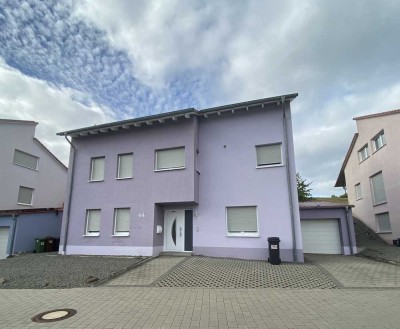 Großzügiges Einfamilienhaus in verkehrsberuhigter Lage in Winnweiler