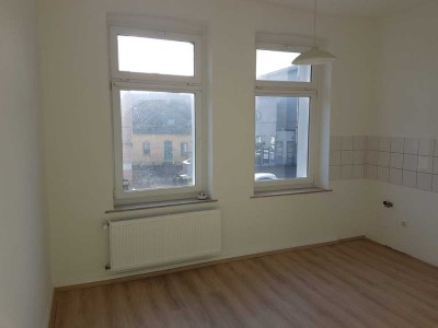Gepflegte 4-Zimmer Wohnung mit Wintergarten!! Ab 01.02.2026!!
