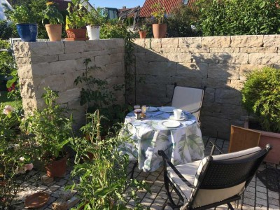 Kleine Oase - Reihenmittelhaus mit Gärtchen in IN-Süd