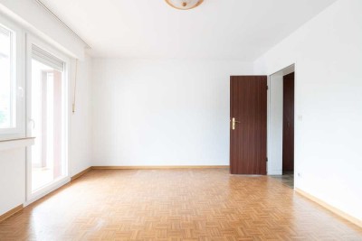 Unvermietete 4-Zimmerwohnung mit Balkon und Garage!