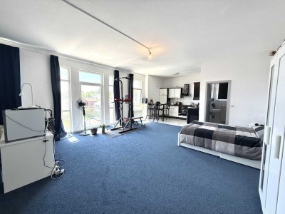 Helles Apartment mit Einbauküche!