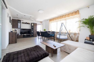 Komfortables Zuhause: Renovierte 3-Zimmer-Wohnung mit durchdachtem Design