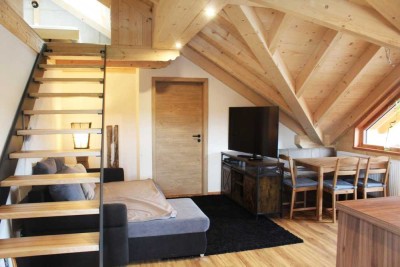Schöne Neubauwohnung  mit Balkon & Bergblick