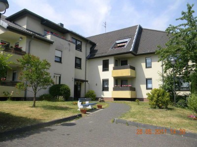 Nur mit WBS (ab 60 J) 2-Zimmerwhg für Senioren am Bensberger Schloss - WBS für Senioren erforderlich