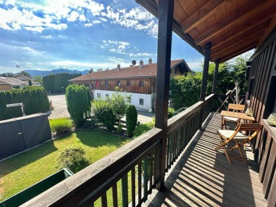 Charmante und großzügige Maisonette-Wohnung in gemütlichem Bauernhaus