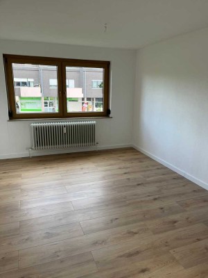 Renovierte 3,5-Zi.-Whg. mit Balkon & TG in Top-Lage Ostfildern – provisionsfrei