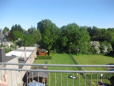 Etagenwohnung mit Südbalkon in saniertem Altbau