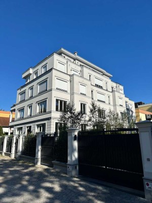 KLASSE 4-Zimmer-DG-Maisonettewohnung in Lichterfelde-West direkt am Teltowkanal