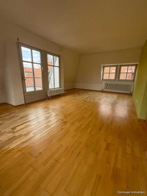 Charmante Wohnung in Veitshöchheim – Wohnen am Schlossgarten mit bester Lage und Ausstattung