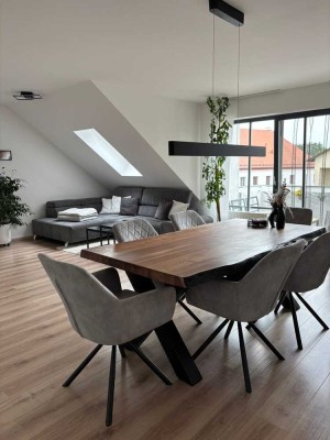 schöne geräumige 3 Zimmer DG Wohnung in Ergolding-provisionsfrei