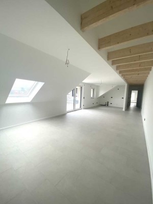 Tolle 3 Zimmer Wohnung Zweitbezug!