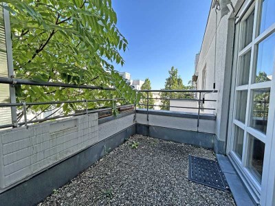 7332 - Gut geschnittene 3-Zimmerwohnung mit Loggia und TG-Stellplatz in ruhiger Lage!